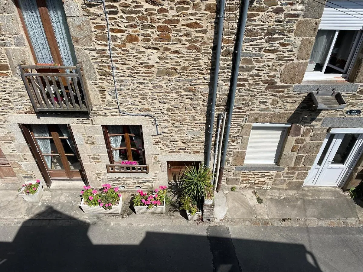 L'Arriere Cour Apartment Cancale Франция