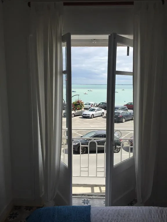 L'Arriere Cour Apartment Cancale Франция